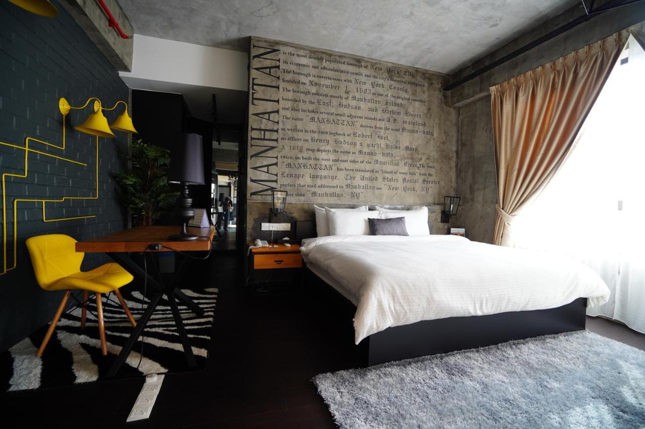 Manhattan 3*
